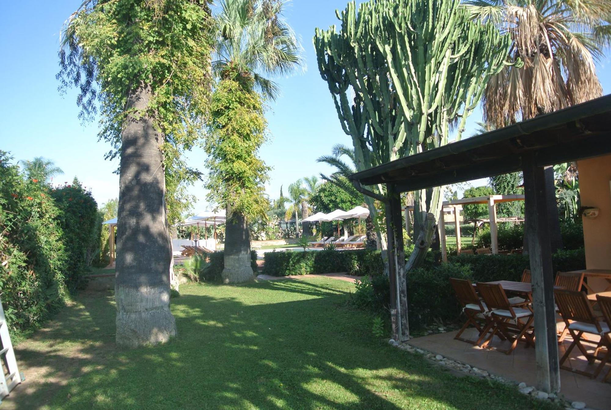 Villa Carlotta Resort San Leone Luaran gambar